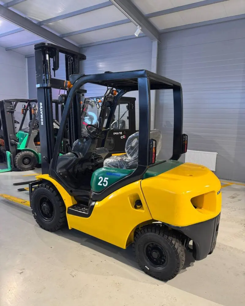 Б/У Komatsu FD25T-15 — изображение 3
