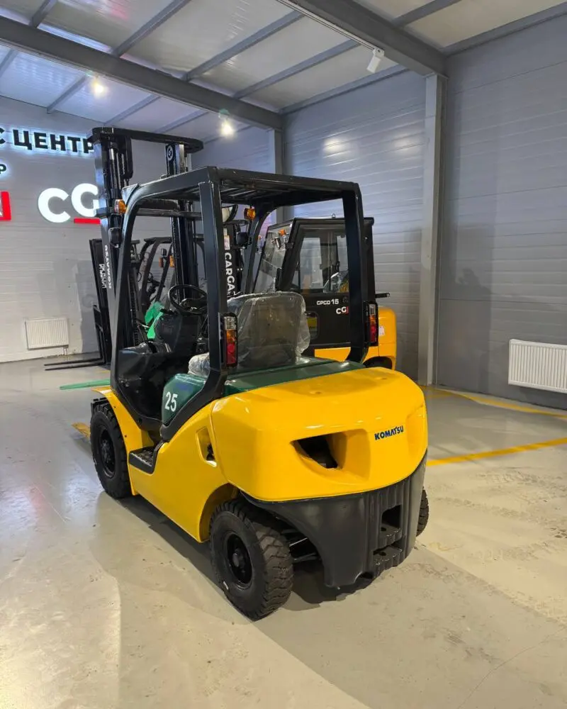 Б/У Komatsu FD25T-15 — изображение 4