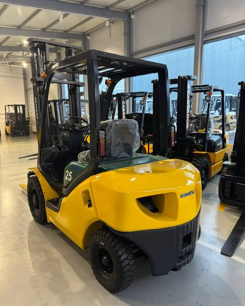 Б/У Komatsu FD25T-15 — изображение 6